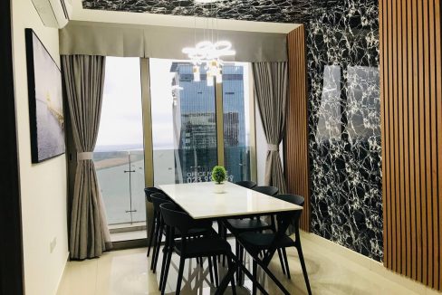 Charming Two Bedrooms Apartment (10)