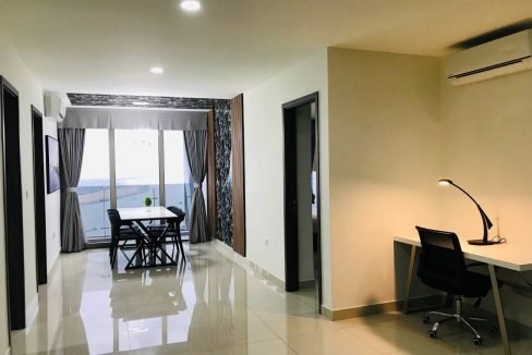 Charming Two Bedrooms Apartment (8)