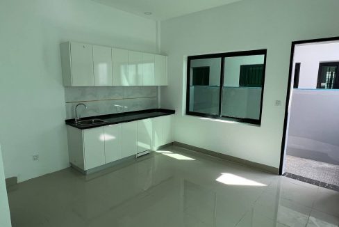 Classic Link 2 bedrooms Villa for sale in Takhmao (4)