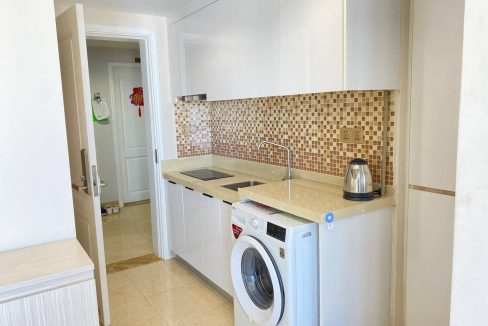 Good Location – Studio Apartment for rent in BKK is available now (3)