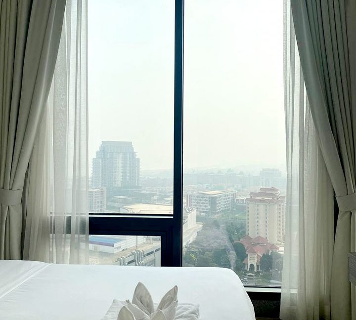 Luxury Lifestyle 2 Bedroom Condo Unite for Sale in front of AEON Mall 1 free booking now (5)