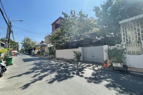Spacious House for Sale near Russian Market (5)