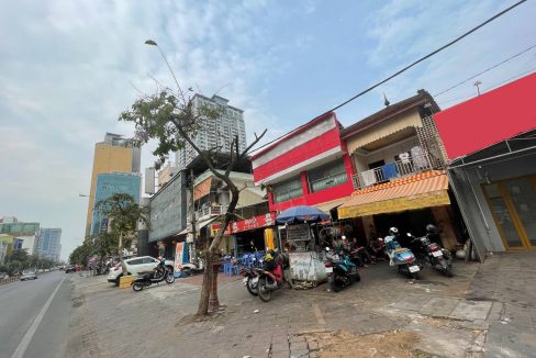 Urgent Corner Shop House for rent near Independence Monument (3)