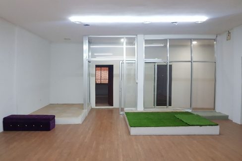 Potential location Villa for Rent in BKK1 (11)