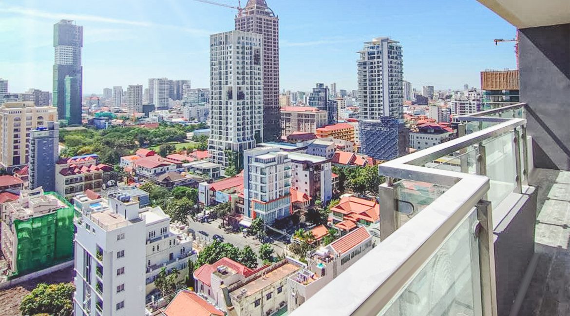 Two Bedroom Apartment for Rent with Best Location In BKK1 (10)