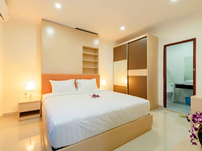 Beautiful 3 Bedrooms Apartment for Rent with Best Locattion In Boeng Keng Kang (1)