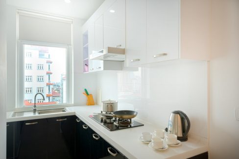 Beautiful Swimming Pool with Studio Apartment for Rent In Chamkar Mon (6)