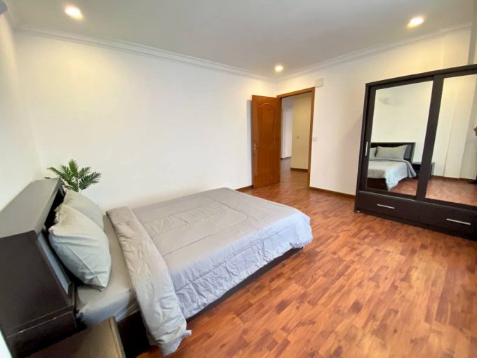 Furnished 2 Bedrooms Serviced Apartment for Rent In BKK (1)