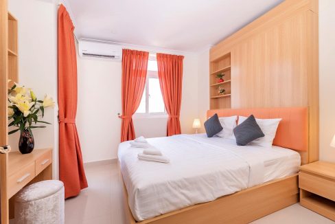 Luxury Two Bedrooms Apartment for Rent In Boeng Keng Kang (2)