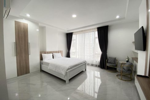 Modern one Bedroom Apartment for Rent In Khan 7 Makara (1)