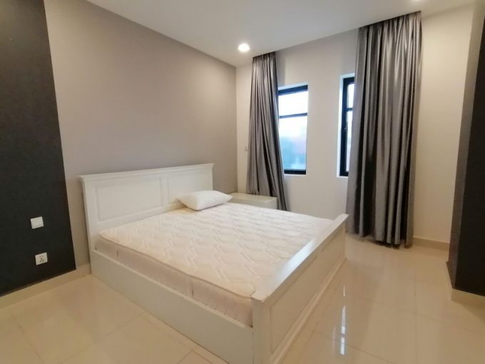 One Bedroom Apartment for Rent with Best Location In Toul Kork (1)