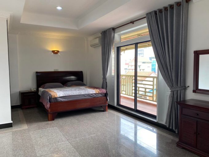 Swimming Pool with Two Bedrooms Apartment for Rent In Khan 7 Makara (1)