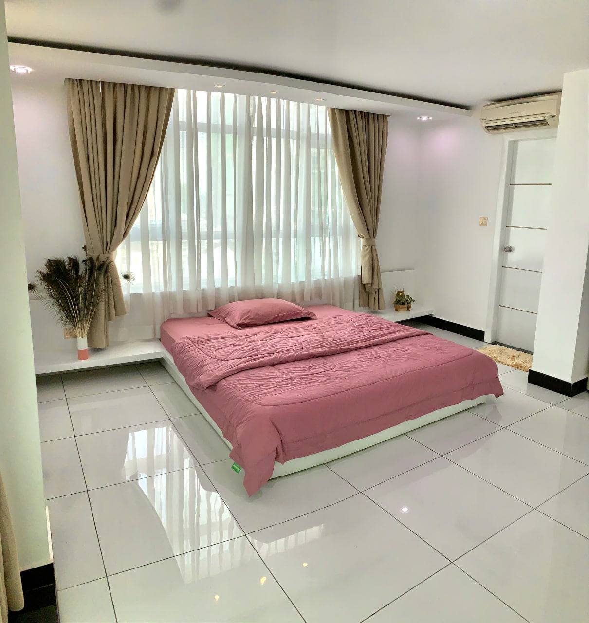 Fully Furnished Three Bedrooms Apartment for Rent In Boeng Keng Kang