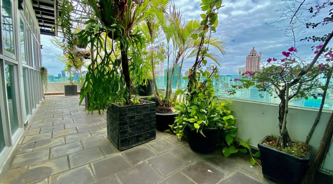 Fully Furnished Three Bedrooms Apartment for Rent In Boeng Keng Kang (12)