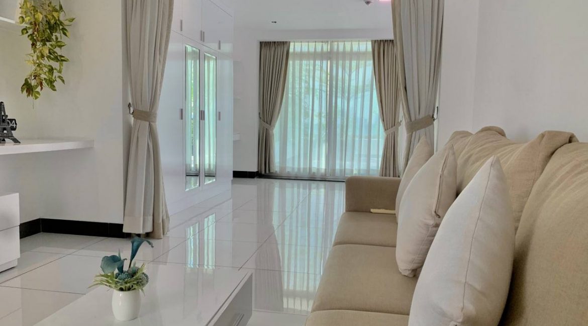 Fully Furnished Three Bedrooms Apartment for Rent In Boeng Keng Kang (14)