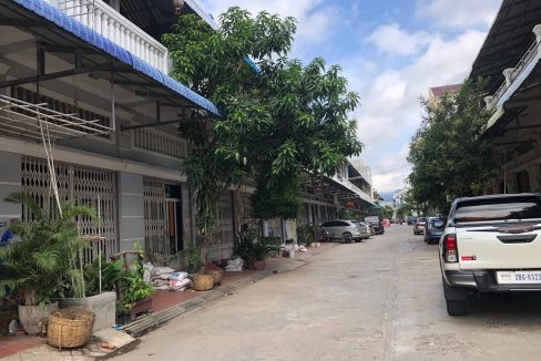 Modern House For Sale With Best Location in Khan Mean Chey (3)