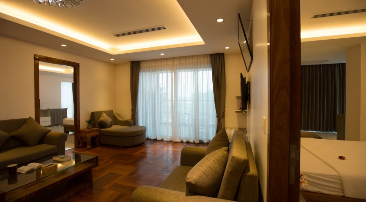 Spacious Three Bedrooms Apartment for Rent In Boeng Keng Kang (8)