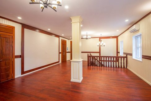 5 Bedrooms Villa for Rent in Bkk1 (13)