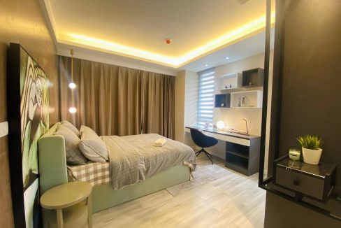 Luxury Two Bedrooms Apartment for Rent In BKK1 (2)