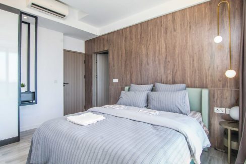 Luxury Two Bedrooms Apartment for Rent In BKK1 (4)