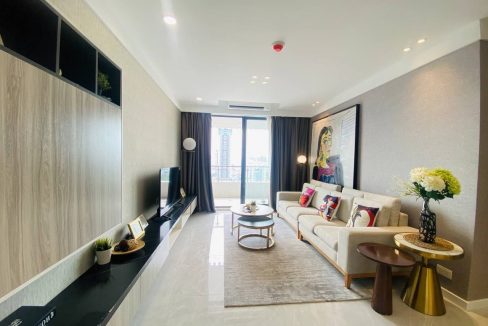 Luxury Two Bedrooms Apartment for Rent In BKK1 (8)