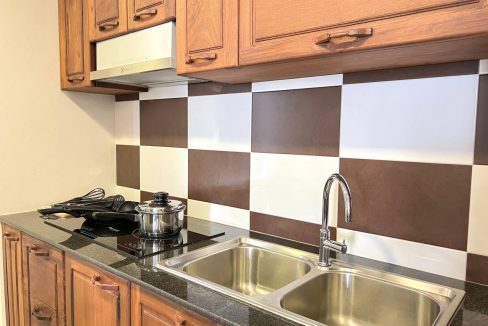 Modern One Bedroom Apartment for Rent in Tonle Bassac (3)