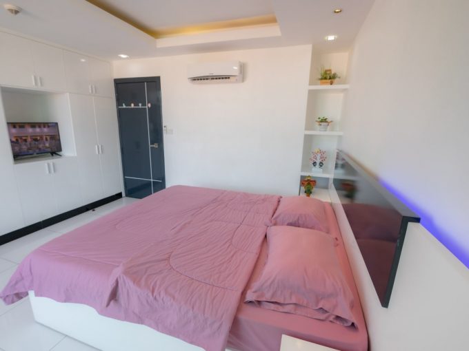 Modern Two Bedrooms Apartment for Rent in Boeng Keng Kang (1)