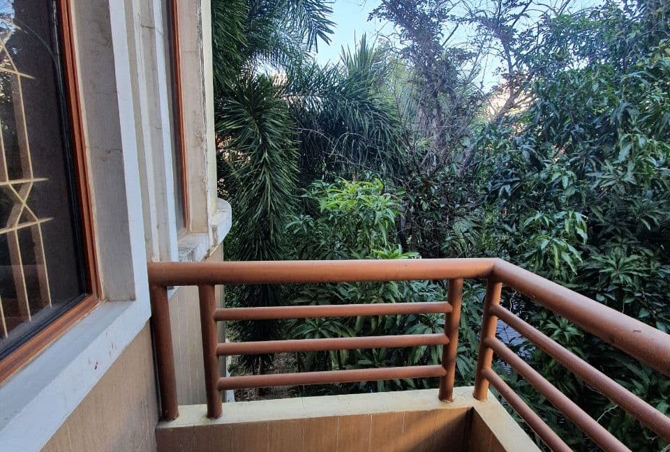Nice Villa For Rent in Good Location Phnom Penh Near BKK1 (11)