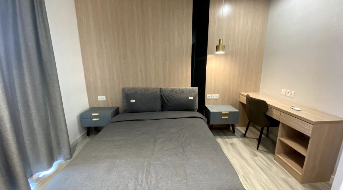 Special Penthouse 5 Bedrooms for Rent In BKK1 (4)