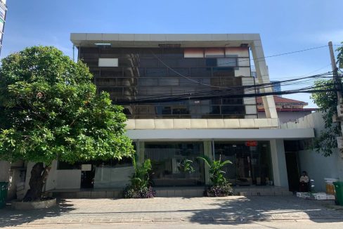 Commercial Building For Rent in Bkk 1 (1)