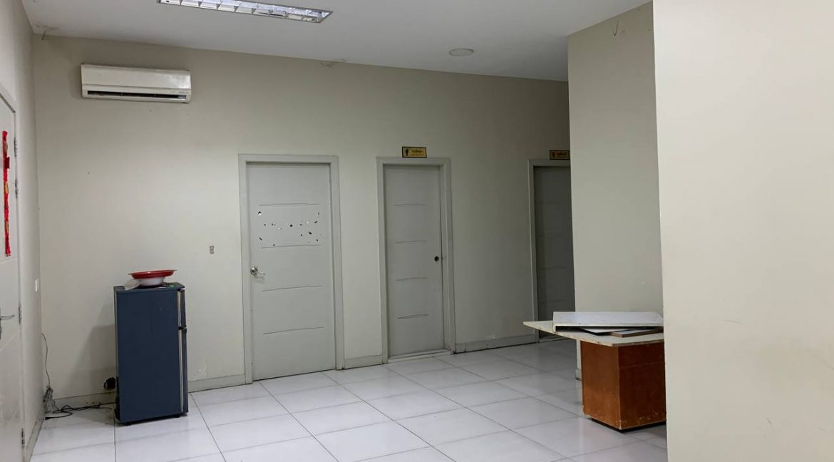 Commercial Building For Rent in Bkk 1 (3)