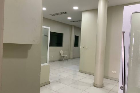 Commercial Building For Rent in Bkk 1 (7)