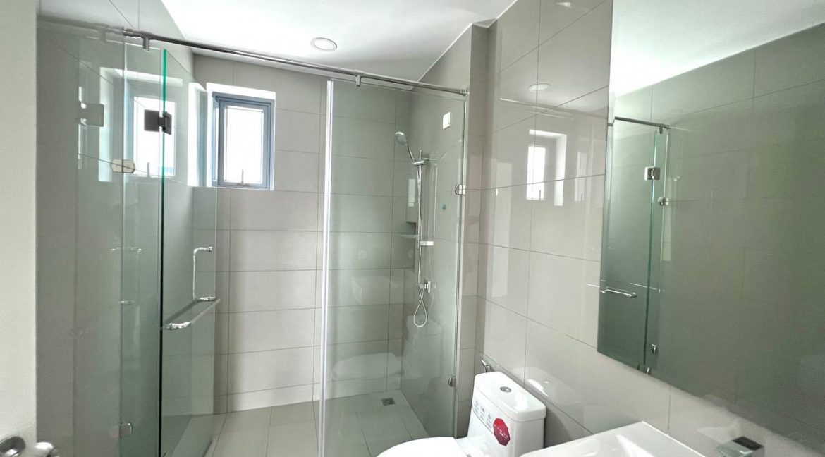 Modern Queen Villa for rent with Best Location in Dangkao (10)