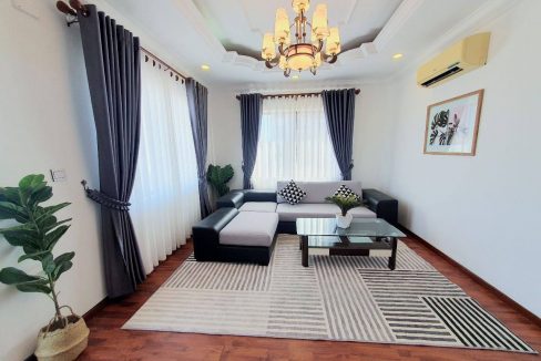 Modern Two Bedrooms Apartment for Rent in Bkk 1 (4)