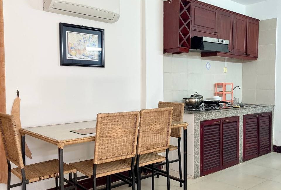 Studio Bedroom Apartment with Very Nice Location In Daun Penh (3)