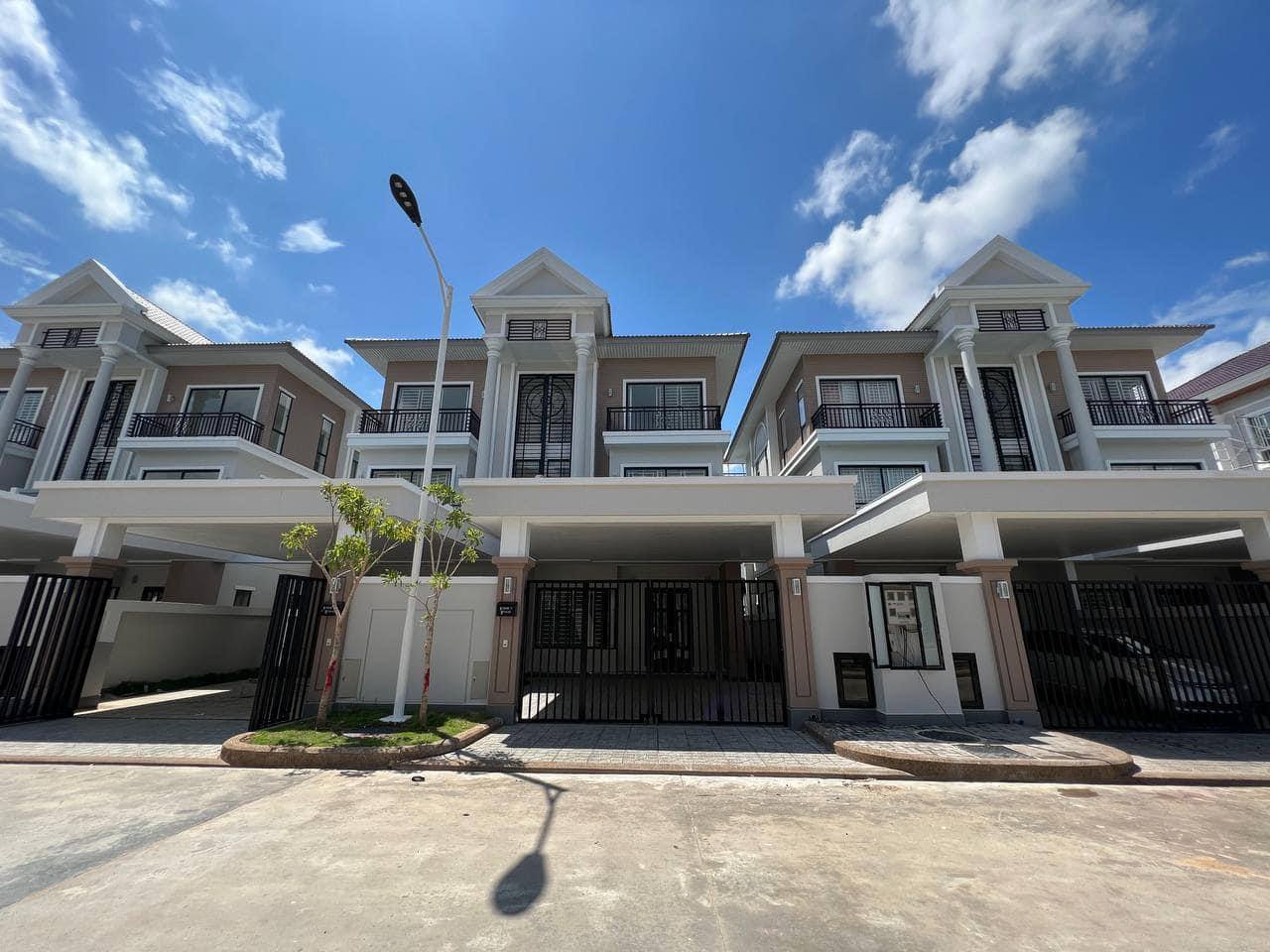 Twin A Villa For Sale In Borey Peng Huoth Boeng Snor