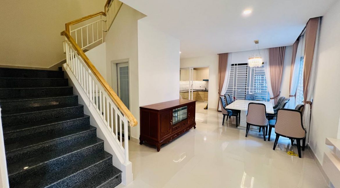 Twin A Villa For Sale In Borey Peng Huoth Boeng Snor (7)