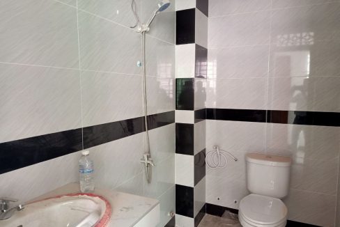 Modern Shophouse for sale in Prek Pnov (11)