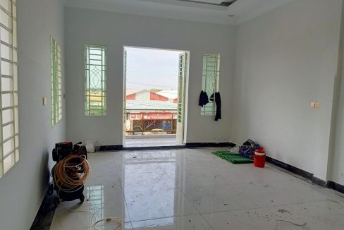Modern Shophouse for sale in Prek Pnov (7)