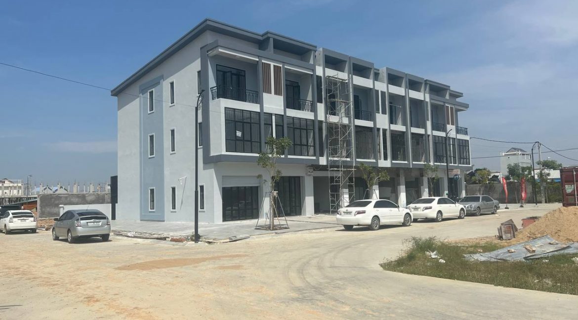 Modern Shophouse for sale in Pur Senchey (6)