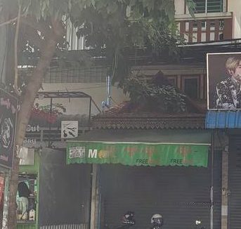 Shophouse for Rent with Good Location nea Tuol Tompong Market (2)