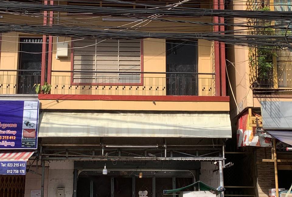 Shophouse for Rent with Good Location nea Tuol Tompong Market (3)