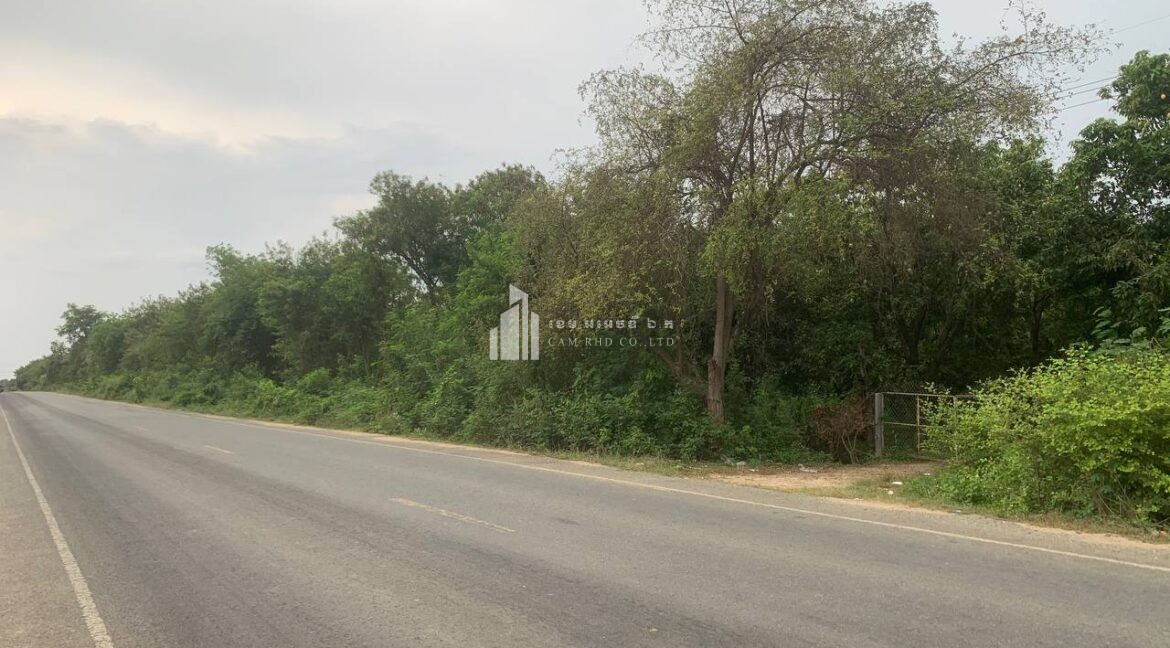 328 ha Land for Sale in Samrong Tong, Kampong Speu | Road 44 | $11/sqm