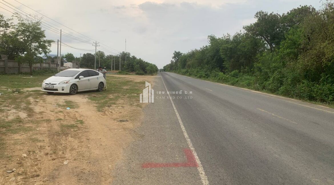 328 ha Land for Sale in Samrong Tong, Kampong Speu | Road 44 | $11/sqm