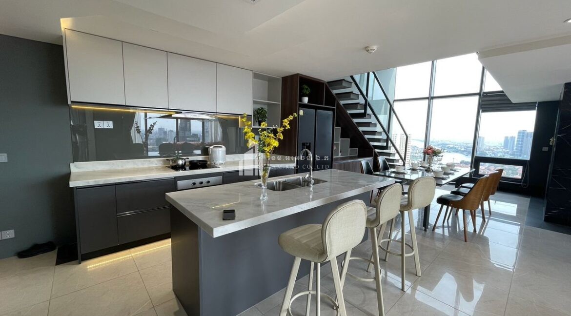 Luxury 3-Bedroom Penthouse for Sale in Phnom Penh Counter